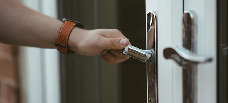Lock Stile Activating Bracket in Land O' Lakes, FL